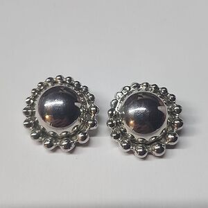 Vintage Clip On Silver Tone Earrrings